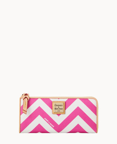 Chevron Zip Clutch